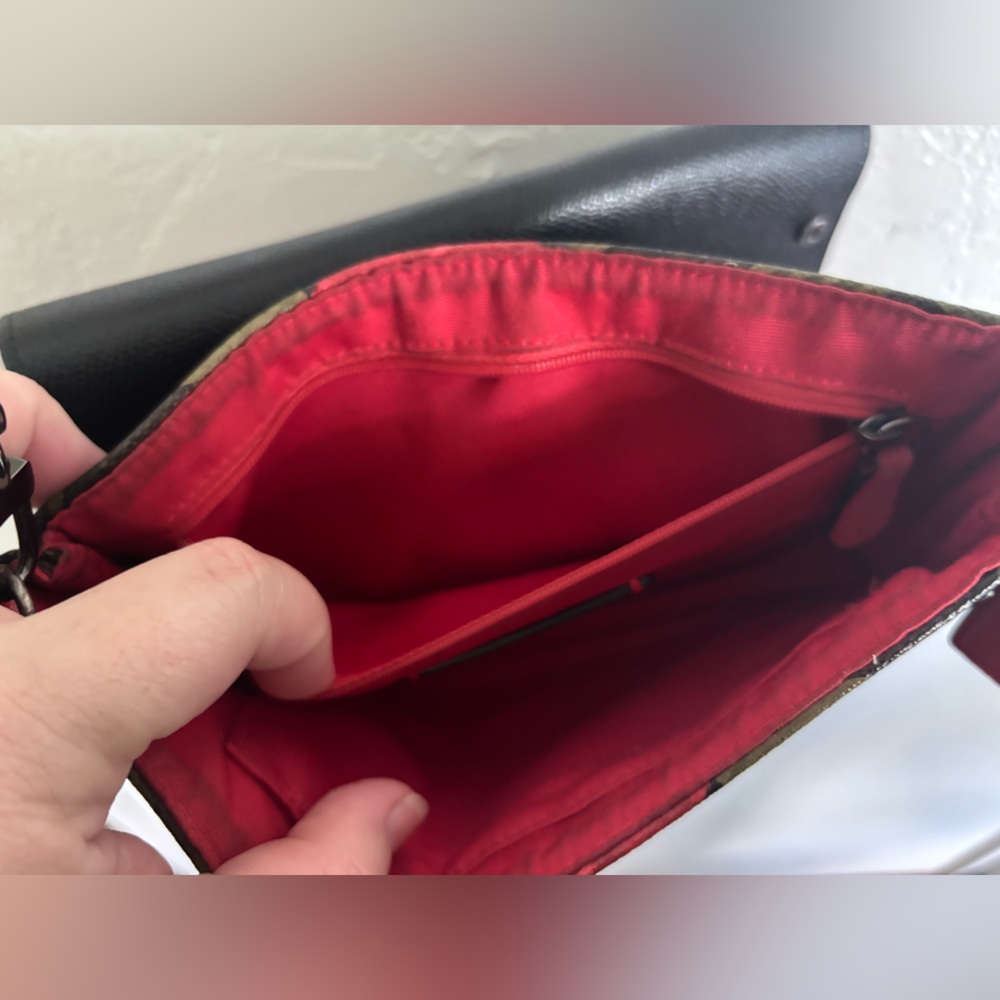 COACH ROSE MONOGRAM CLUTCH - Picture 6 of 12
